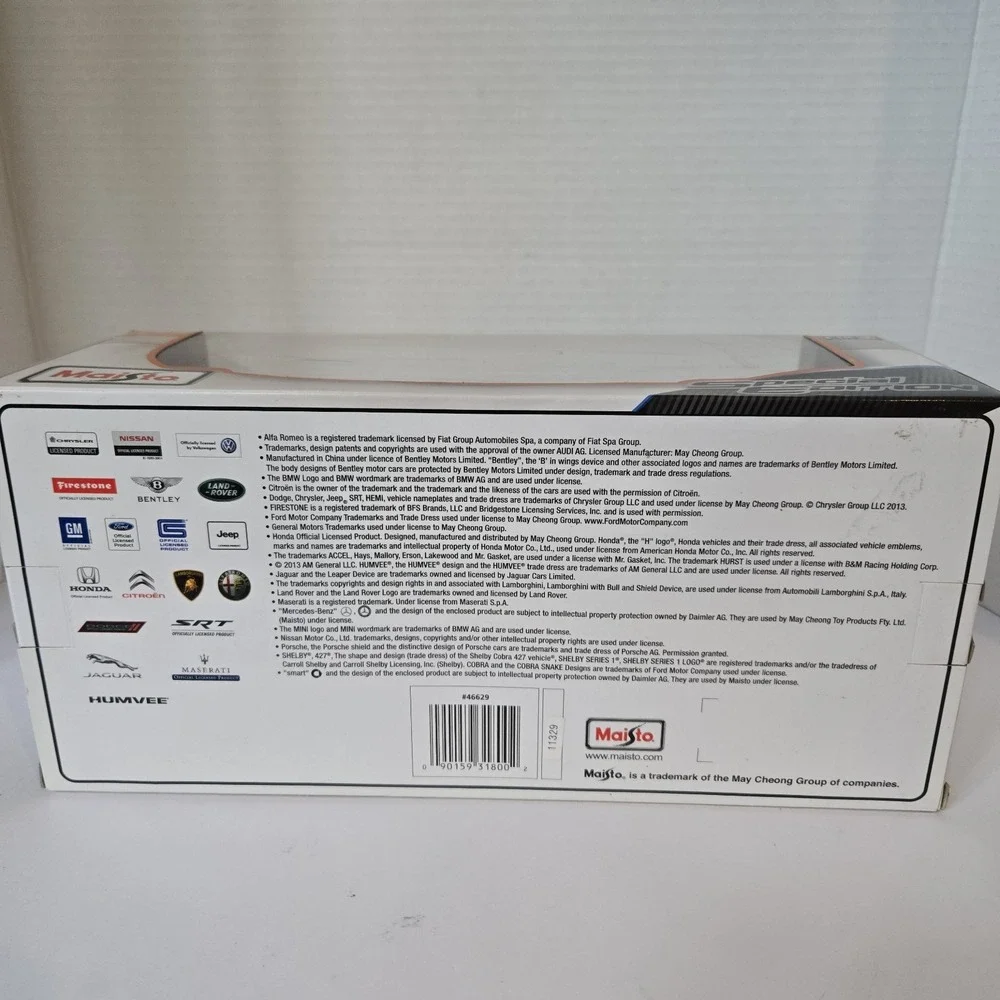 2013‎ NEW IN BOX RARE MAISTO Jeep Wrangler Sahara White 1:18 Special Edition SE!